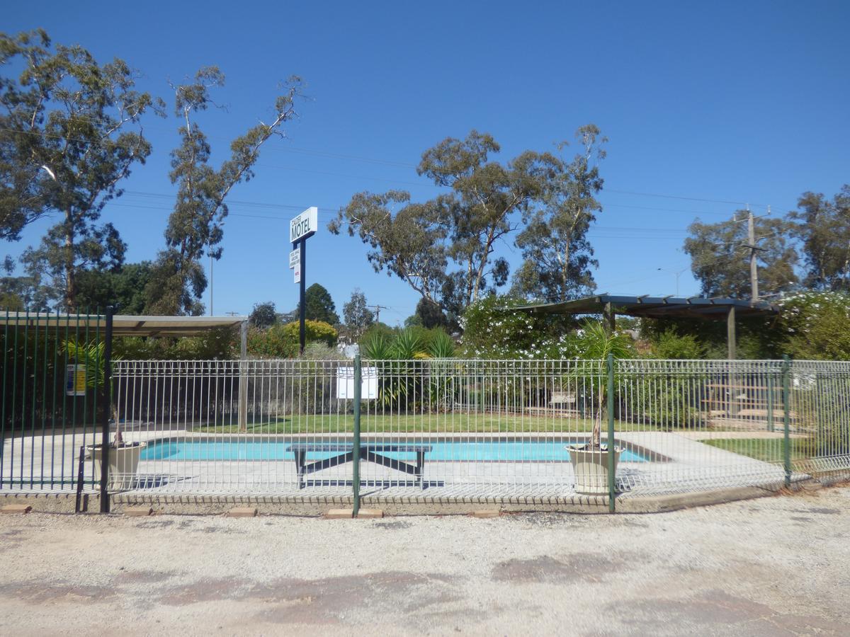 بينديجو Calder Family Motel المظهر الخارجي الصورة